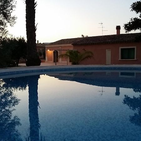 La Taverna Floridia Luaran gambar